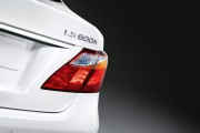 Lexus LS 600h 5 180x120