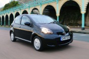 Toyota Aygo Black 2 180x120