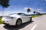Aston Martin V8 Vantage 1 180x120