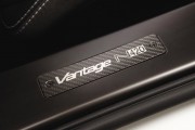 Aston Martin V8 Vantage 2 180x120