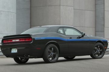 Dodge-Mopar 10 Challenger 5