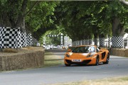 McLaren MP4 12C Debiut 1 180x120