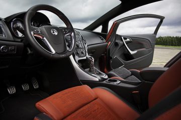 Opel GTC Paris 9 360x240