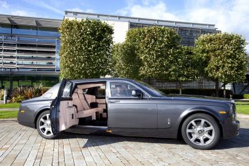 Rolls Royce In Paris 5 360x240