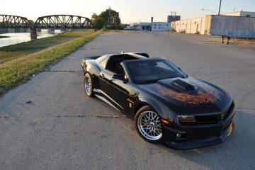 Chevrolet Camaro T-Top od Drop Top Customs