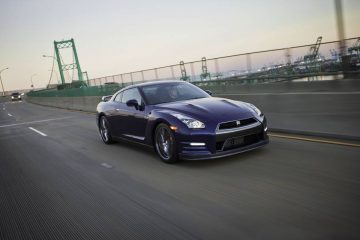 2012 Nissan GT-R 4