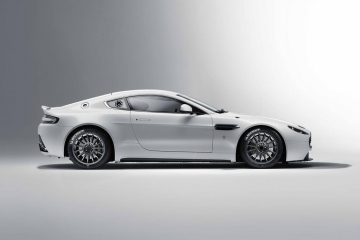 Aston Martin VantageGT4 4 360x240