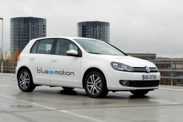 VW Golf Blue E Motion 4 360x240