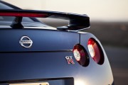 Nissan GT R 2012 1 180x120