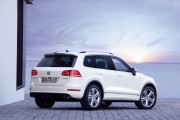 Volkswagen Touareg R Line 4 180x120