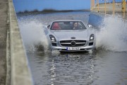 Mercedes SLS AMG Roadster11 180x120