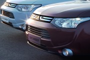 Mitsubishi Outlander 12 180x120