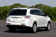 Mitsubishi Outlander 21 180x120