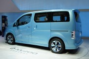 Nissan ENV200 2 180x120