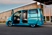 Nissan ENV200 8 180x120