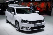 VW Passat R Line 1 180x120