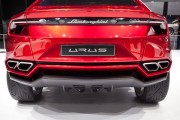 Lamborghini Urus 8 180x120