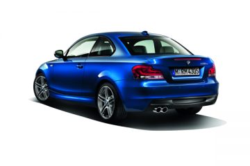 BMW 135is 8 360x240