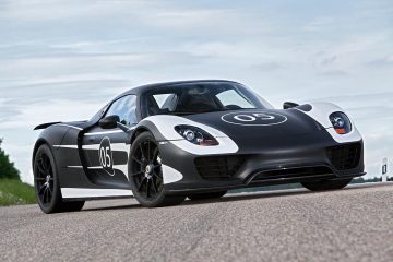 Porsche 918 Spyder 4 360x240