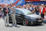 VW Golf GTI Black Dynamic2 180x120