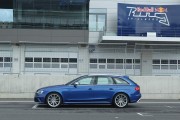 Audi RS4 Avant 10 180x120