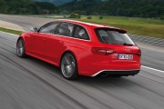 Audi RS4 Avant 8 180x120