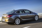 Opel Astra 2 180x120