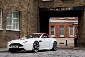 Aston Martin V12 Vantage 21