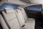 Lexus ES 300h 4 180x120