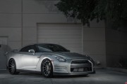 Nissan GT R Vivid Racing 15 180x120