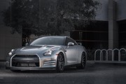 Nissan GT R Vivid Racing 5 180x120