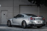 Nissan GT R Vivid Racing 8 180x120