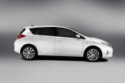 Toyota Auris 5 180x120