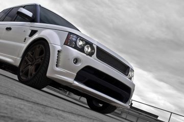 Kahn LE Range Rover 8