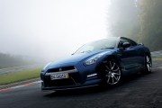 Nissan GT R 6 180x120