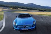 SLS AMG Coupe Electric 4 180x120