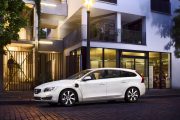 Volvo V60 4 180x120