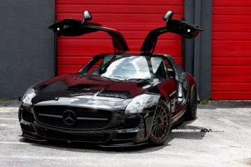 Mercedes SLS AMG 13