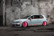 VW Golf 10 180x120