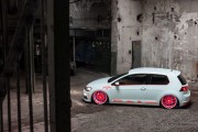 VW Golf 16 180x120