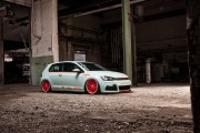 VW Golf 5 180x120