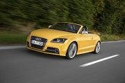 Audi TTS Competition 15 180x120