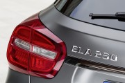 Mercedes Benz GLA 13 180x120