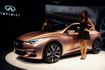 Infiniti Q30 18 360x240