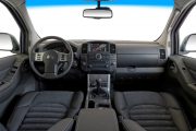 Nissan Navara LE SV 2 180x120