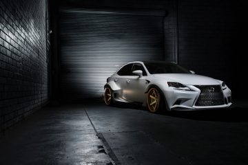 Lexus IS350 6 360x240