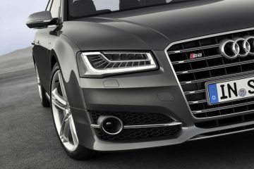 Audi S8 3