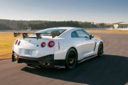 Nissan GT R Nismo 12 180x120