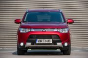 Mitsubishi Outlander 4 180x120