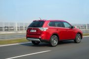 Mitsubishi Outlander 6 180x120